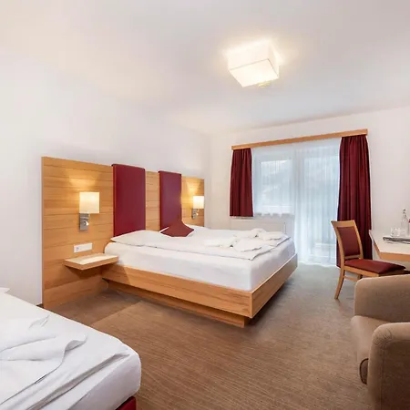 Sonnschupfer Hotel 4*