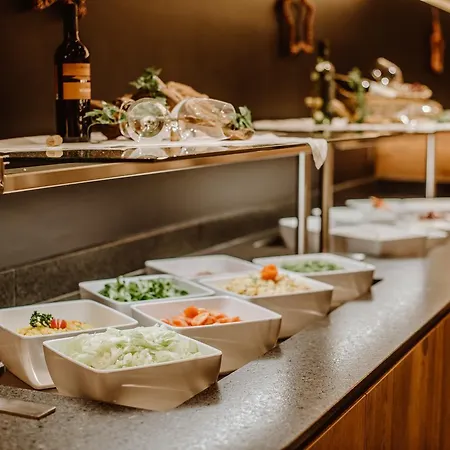 Sonnschupfer Ξενοδοχείο 4*