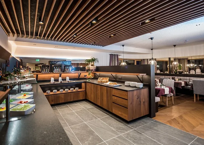 Sonnschupfer Szálloda 4*